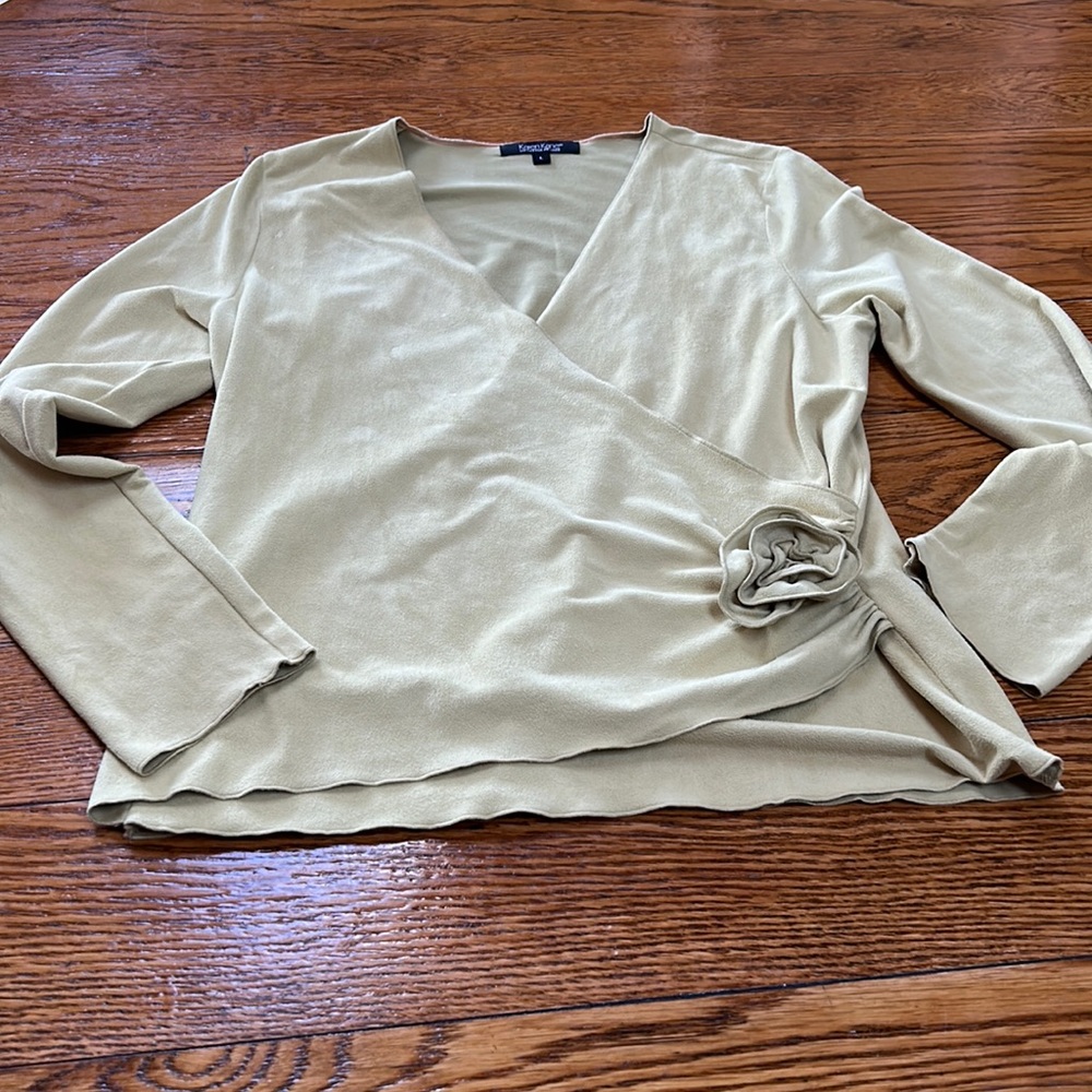 Karen Kane Lifestyle Petites chartreuse green faux wrap top.  Size Large.